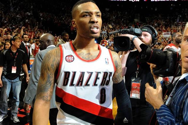 孙铭徽26+10广厦胜新疆 范子铭13分首钢胜吉林