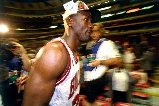 杨瀚森21+10青岛胜广东 王哲林25分上海胜宁波