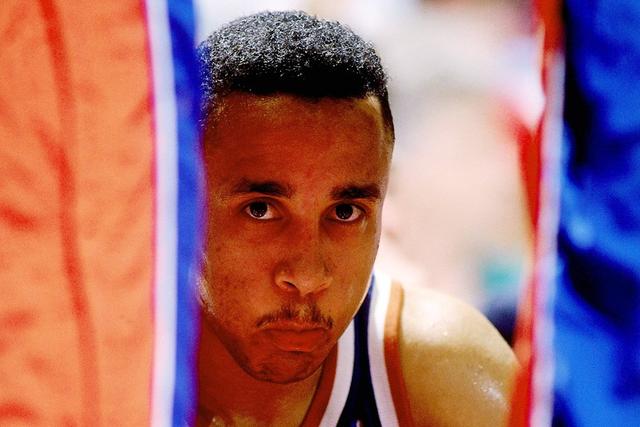 欧文神仙球绝杀独行侠险胜掘金 魔术大胜猛龙